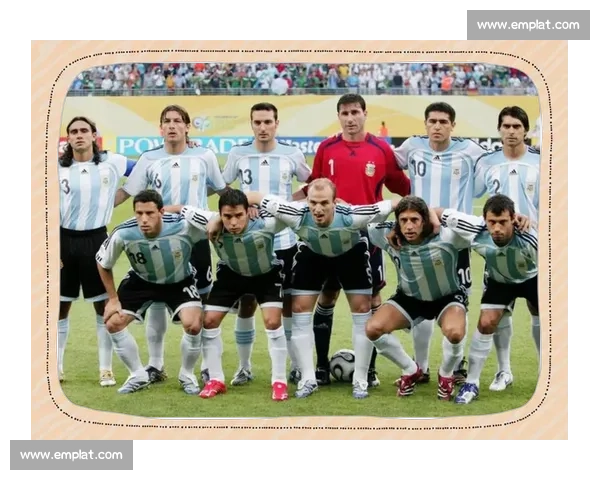 战术板上的艺术！回顾世界杯那些令人拍案叫绝的“奇招”