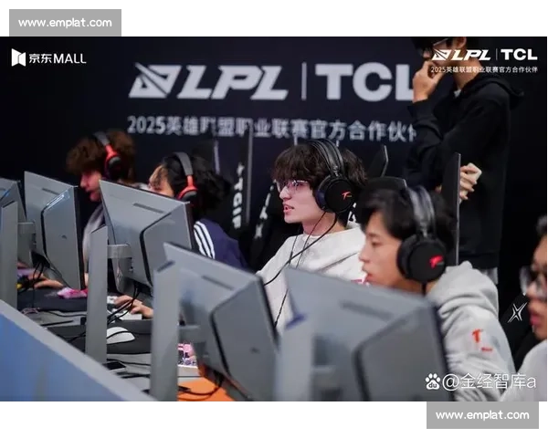 听说,这场电竞展会,藏着下一个电竞巨星 听说,这场电竞展会,藏着下一个电竞巨星